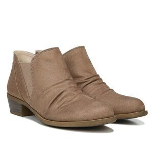 LifeStride Women's Aurora Ankle Boot (WIDE)